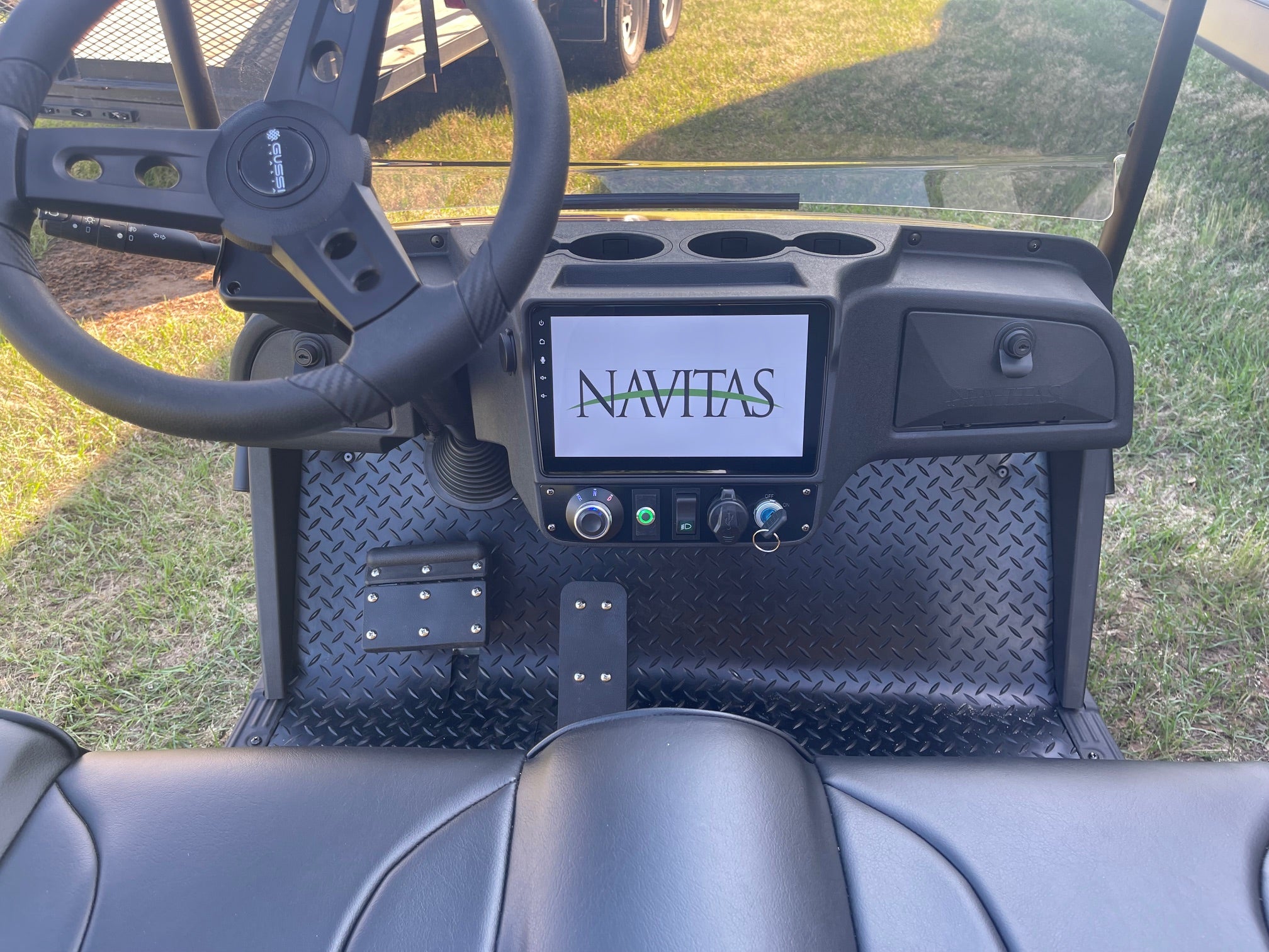 Dash kit with Navitas 10" CAN Display screen for Navitas chassis and EZGO TXT